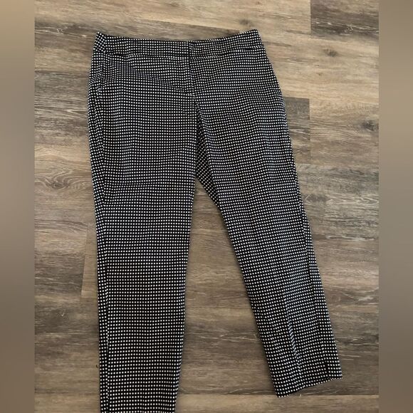 Talbots Black & White Polka Dot Cropped Pants Sz 10 Petite - Picture 1 of 7